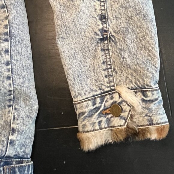 BDG Urban Outfitters Blue Denim Jacket Animal Print Faux Fur Lining Women’s M/L - Picture 2 of 5